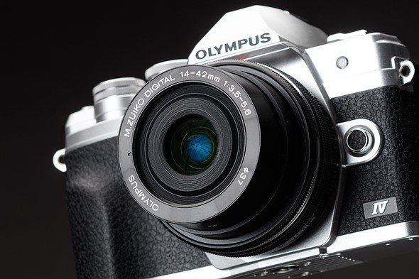 ما يجب معرفته قبل شراء أول كاميرا رقمية بعدسة قابلة للتبديل (ILC)